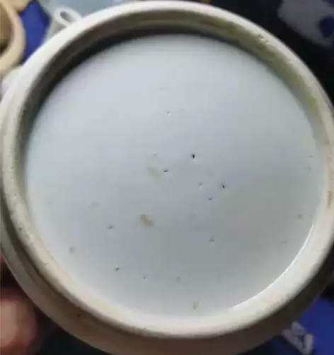 清中晚期青花缠枝莲 笔筒?香炉? 完美品 ...