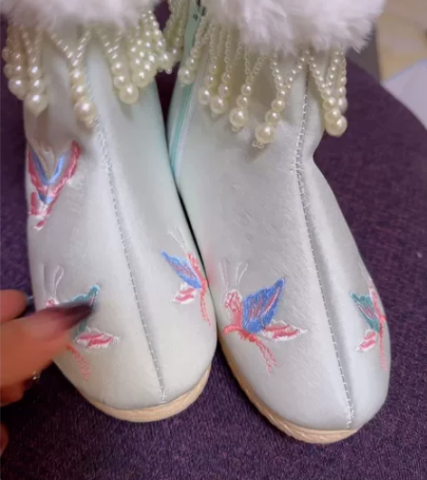 加绒古风鞋冬季棉靴汉服靴子女童绣花鞋儿童拜...
