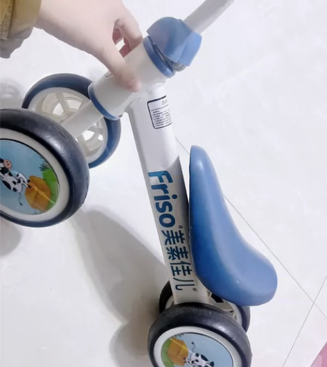儿童平衡车无脚踏行滑步车2-3岁6宝宝玩具...