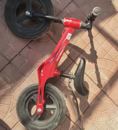 14寸飞鸽儿童平衡车，全新正品未使用 黄石...