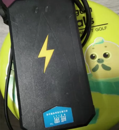 72伏电动车充电器，9成新给钱就买，自提，...