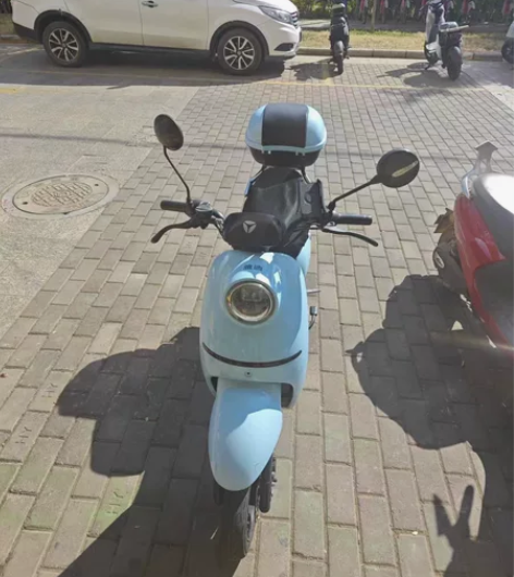 出置一张雅迪电动车 电池48/20 续航2...