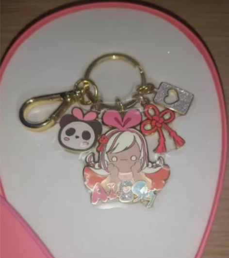 #绊爱徽章出绊爱徽章 三服未绑 全新未拆 ...