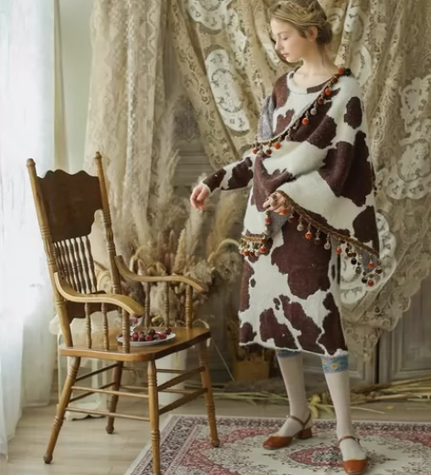 脸儿艺森女复古奶牛披肩款保暖毛织直筒秋冬连...