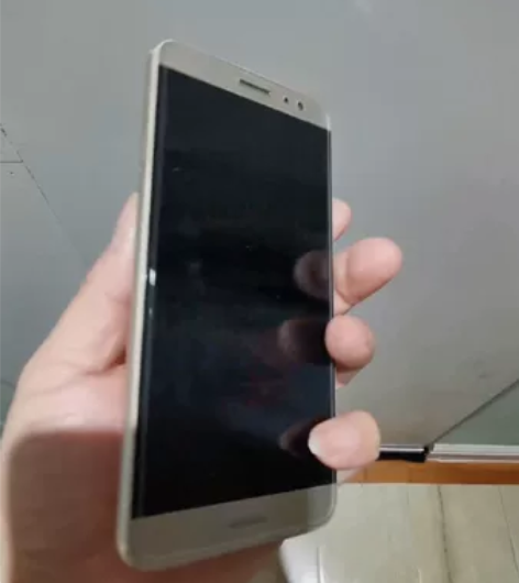 华为麦芒5手机 4+64G ，机器喇叭有点...