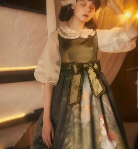 油画小红帽jsk  M码 无瑕疵感兴趣的话...