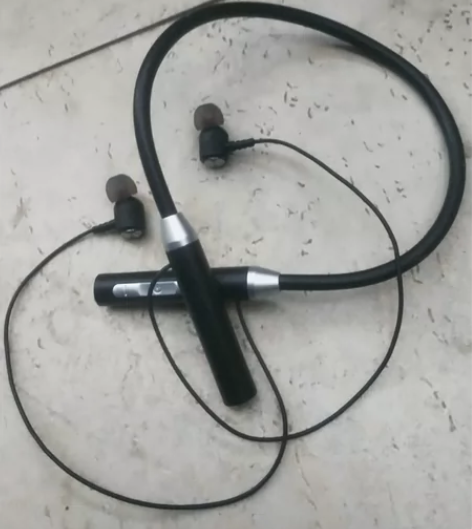 『包邮』新款挂脖式运动蓝牙耳机苹果安卓通用...