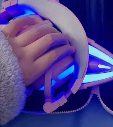 妖舞耳机，猫爪粉3s，耳机的数据线没有了，...