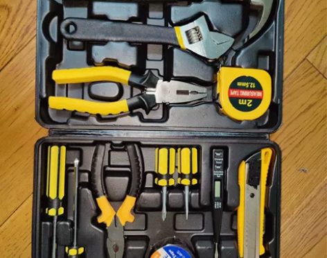 家用组合工具套装车载五金工具箱套装 新的，...