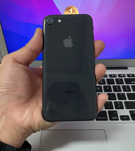 出一台自用苹果8 64G 全原无锁正常机 ...