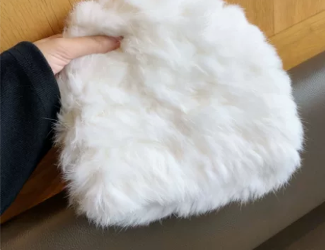 ?全新升级版加厚保暖真兔毛皮草毛绒帽子女秋...