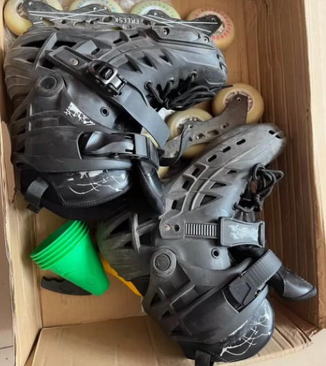 旱冰鞋，40.41码脚，带灯光，同城送上门...