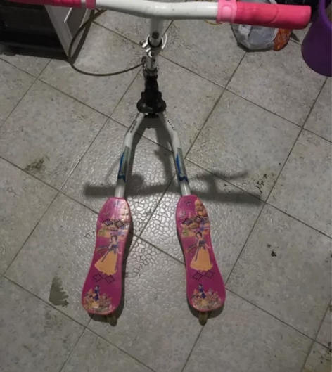 儿童蛙式溜溜车，可升降、折叠。 感兴趣的话...