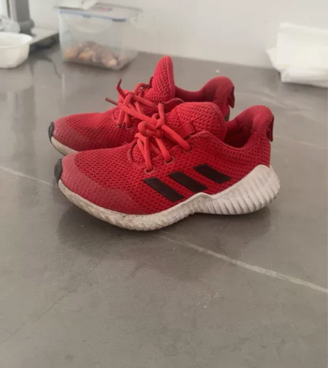 Adidas 阿迪达斯 中小童透气运动鞋 ...