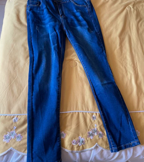 全新蓝色小脚牛仔裤，一次未穿，腰围见图，3...