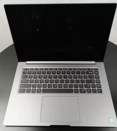 小米Pro15.6英寸金属轻薄笔记本，9成...