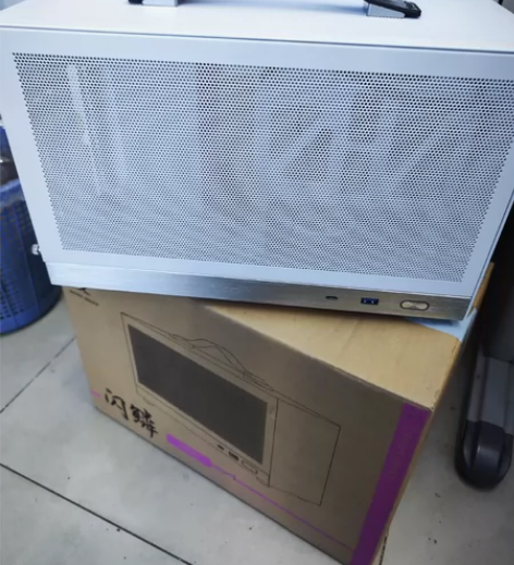 闪鳞s400 itx机箱 type-c版 ...