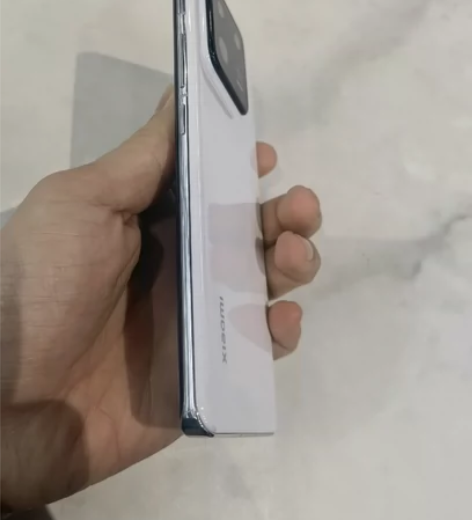 更换小米14 退下小米13pro 12+2...