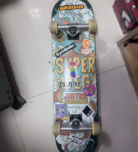 轻微使用痕迹 正品沸点联名滑板，买回来之后...