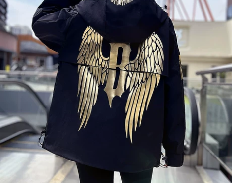 BY 潮牌春季新款烫金翅膀户外风衣潮流宽松...