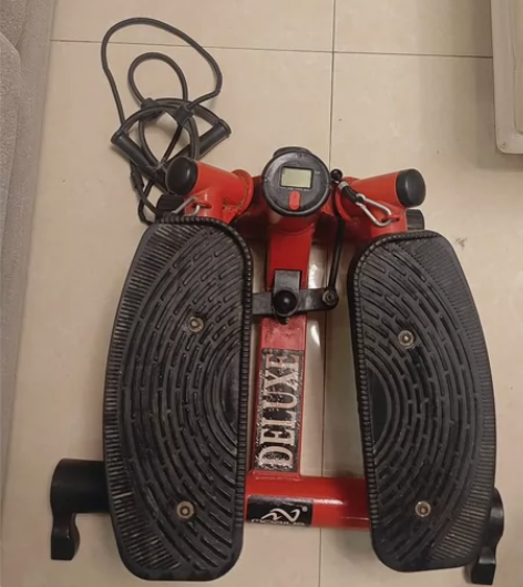 莫比斯免安装踏步机 49元。家用静音踏步机...