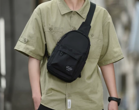 木村耀司男士斜挎包休闲男包多功能胸包单肩包...