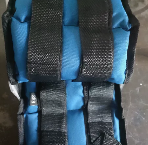 全新沙袋负重绑腿4kg 感兴趣的话点“我想...