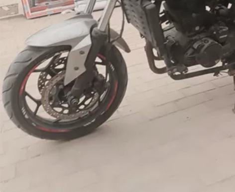 小忍者改复古，几百块钱发动机很好 感兴趣的...