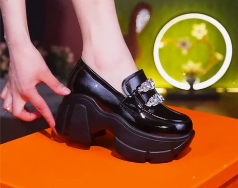 内增高跟英伦小皮鞋女2024秋季新款玛丽珍...