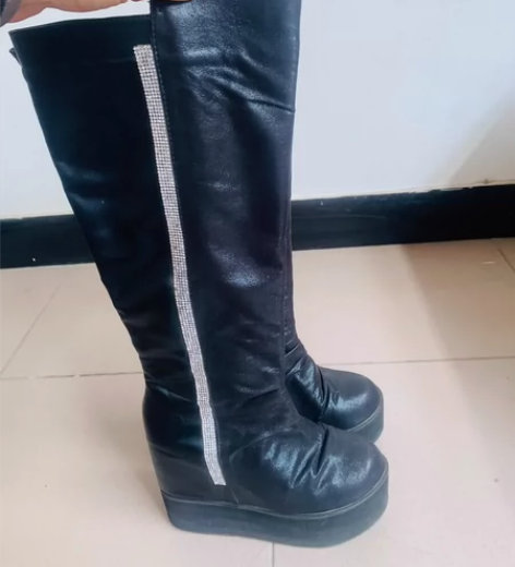 99新高筒靴，内增高10公分，一层薄绒，实...