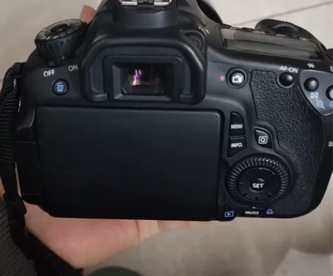 出闲置自用一套佳能EOS60D单反相机18...