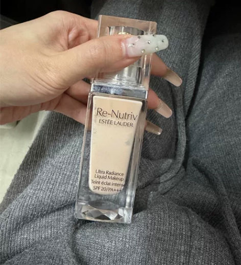 出雅诗兰黛白金粉底液 色号1co 线下丝芙...