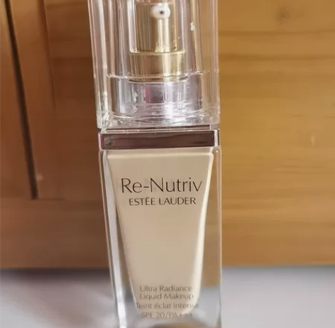 出Estée Lauder 雅诗兰黛白金粉...