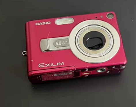 卡西欧Z50 500万像素 3倍变焦叶片小...