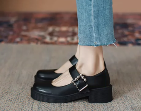 玛丽珍小皮鞋女新款百搭单鞋黑色时尚粗跟英伦...