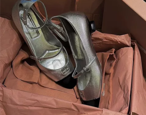 miu家真皮单鞋女2024春季新款小香风小...