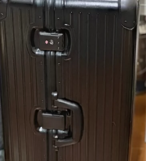 爱麦士超轻拉杆箱万向轮可扩展拉链行李箱大容...