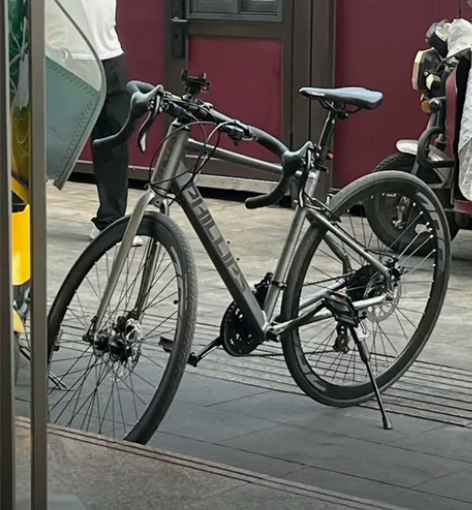 刚买没多久，要换工作不方便携带就打算卖了，...