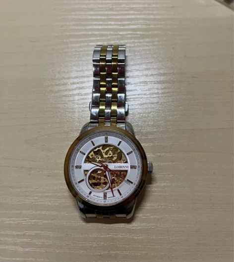 罗宾尼手表源自于瑞士，机械手表！完好无损，...