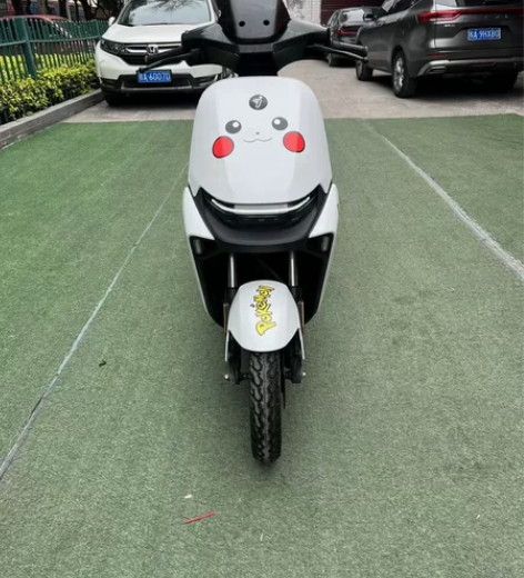 出一台九号准新M80，才开了4千公里 首付...