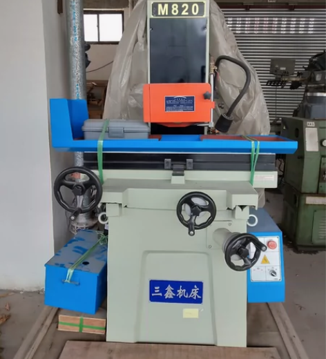 手动平面磨床250的，全新未用，江苏盐城三...