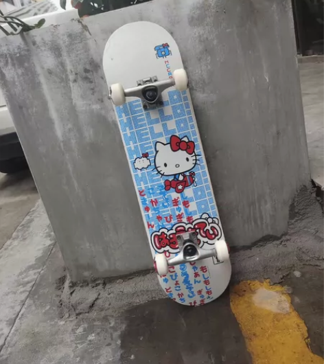 血亏价出girl专业滑板高级配置极限动作四...