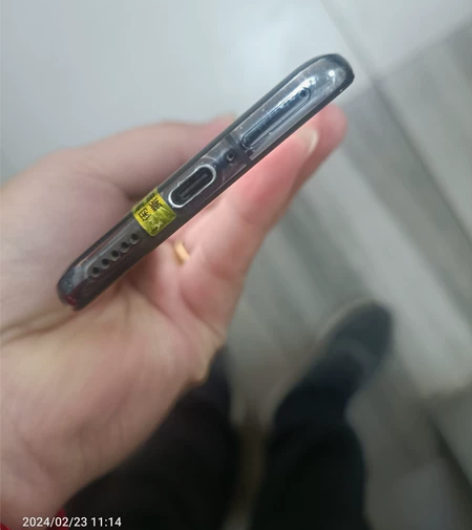 华为p40.8+128也是买的二手机，用了...