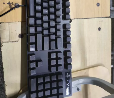 雷柏v500pro 几乎全新104键无冲突...