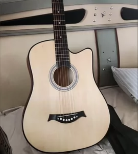 人闲置吉他二手原价1999元38寸 非常适...