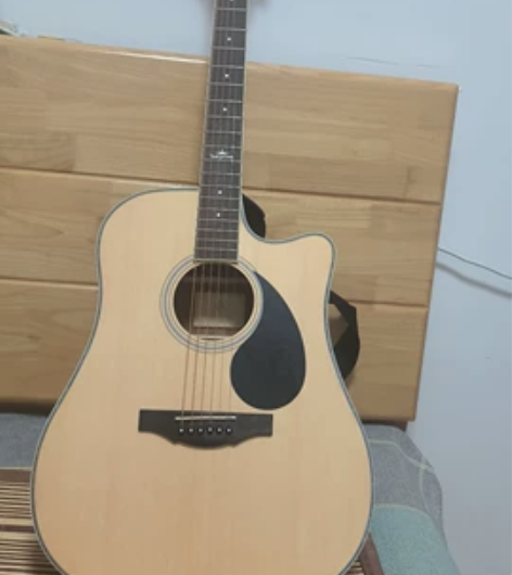 入手时间比较长了，两年前买的。最早心血来潮...