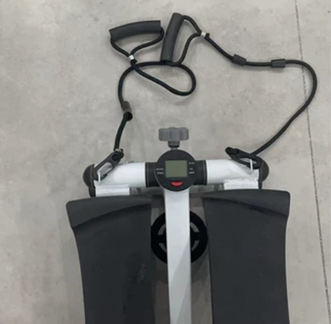 几乎全新 踏步机 40元出，自提 感兴趣的...