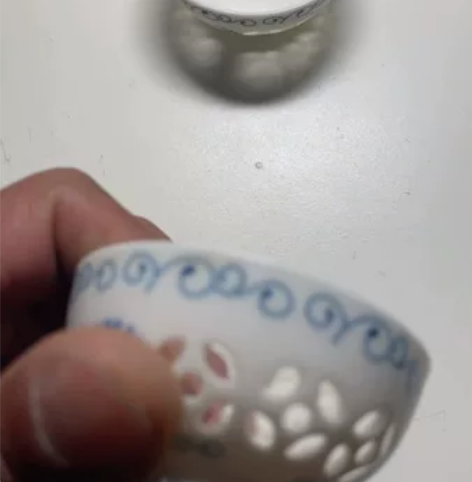 景德镇透明陶瓷迷你茶碗两只，见图片，售出不...