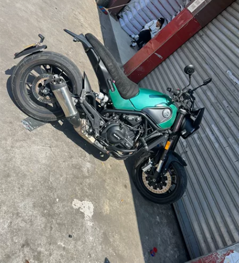 18年贝纳利 幼狮500，实表2.5w公里...