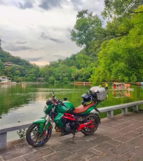 中国好声音，17年黄龙300，双缸异步水冷...